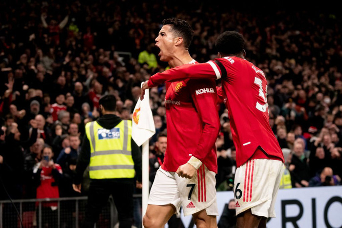Making a hat-trick to save the Red Devils, Ronaldo boldly stated: Unrivaled MU is ready to return!  - Photo 1.