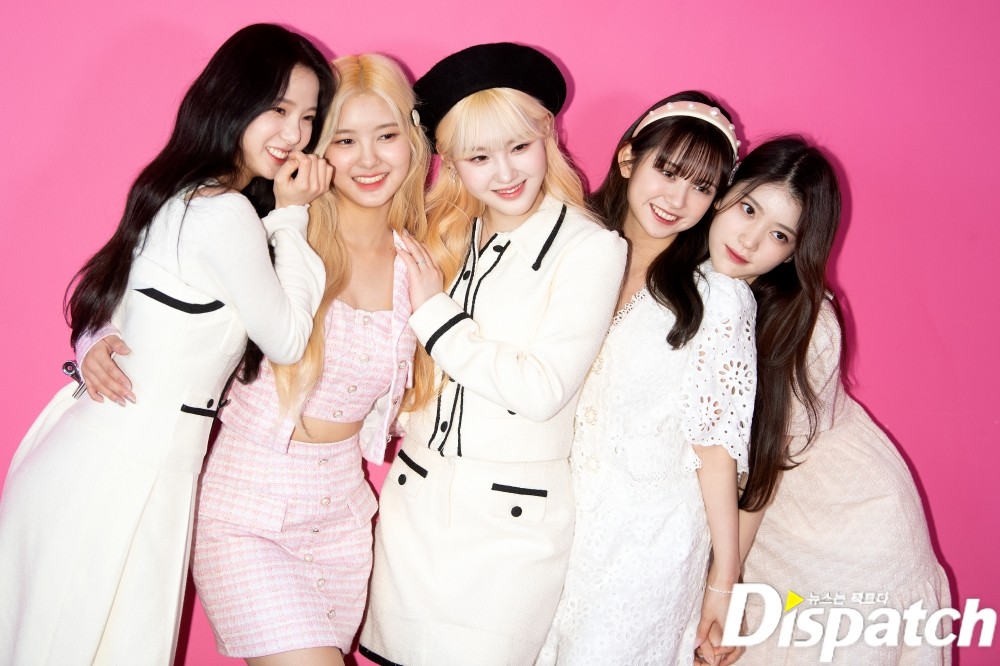Nhóm nữ show Mnet phân vị trí nhưng chỉ 5 người rõ ràng, netizen kiểu: Tính chia phe con cưng & con ghẻ đấy à? - Ảnh 3. Nhóm nữ show Mnet phân vị trí nhưng chỉ 5 người rõ ràng, netizen kiểu: Tính chia phe con cưng & con ghẻ đấy à? - Ảnh 3.