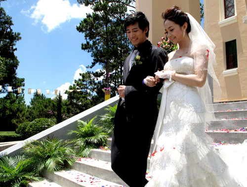 Minh Hằng từng 5 lần diện váy cưới trước khi say yes với bạn trai đại gia, lần nào cũng đẹp đến nao lòng - Ảnh 10.