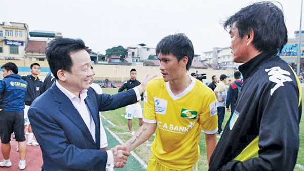Sức &eacute;p lớn nhất khiến Quang Hải ra đi kh&ocirc;ng đến từ bầu Hiển, m&agrave; đến từ... thầy Park? - Ảnh 1.