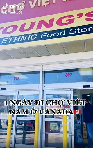 The woman who told the story of going to a Vietnamese market in Canada was stunned: A bunch of water spinach with 20 stalks cost more than 100,000 VND, craving for local standard vegetables, only the country sells the house!  - Photo 2.