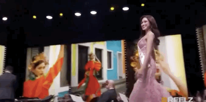 Đỗ Hà và loạt khoảnh khắc sáng bừng trong Chung kết Miss World, gây chú ý nhất lúc đứng cạnh Top 3! - Ảnh 6.