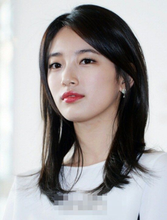 C&aacute;c đệ nhất nhan sắc của Kpop khi cắt t&oacute;c ngang vai: Irene v&agrave; Jisoo c&oacute; qua mặt được t&igrave;nh đầu quốc d&acirc;n? - Ảnh 18.