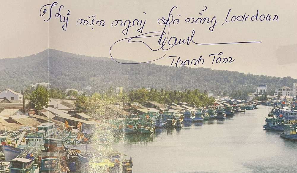 Người đàn ông gom nhặt ký ức thời kỳ dịch bệnh ở Sài Gòn: Tôi hạnh phúc vì làm được thế - Ảnh 9.