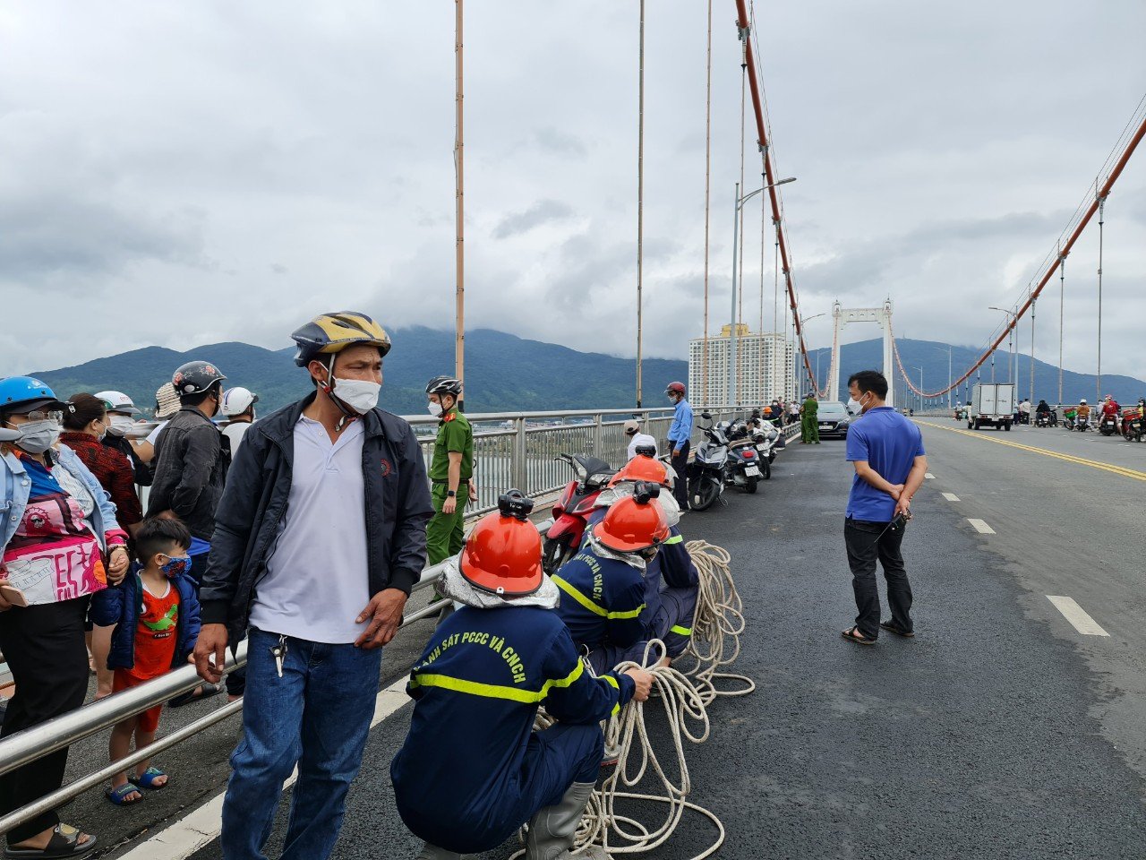 Deciphering the reason why the most beautiful bridge in Da Nang carries the injustice of death - Photo 4.