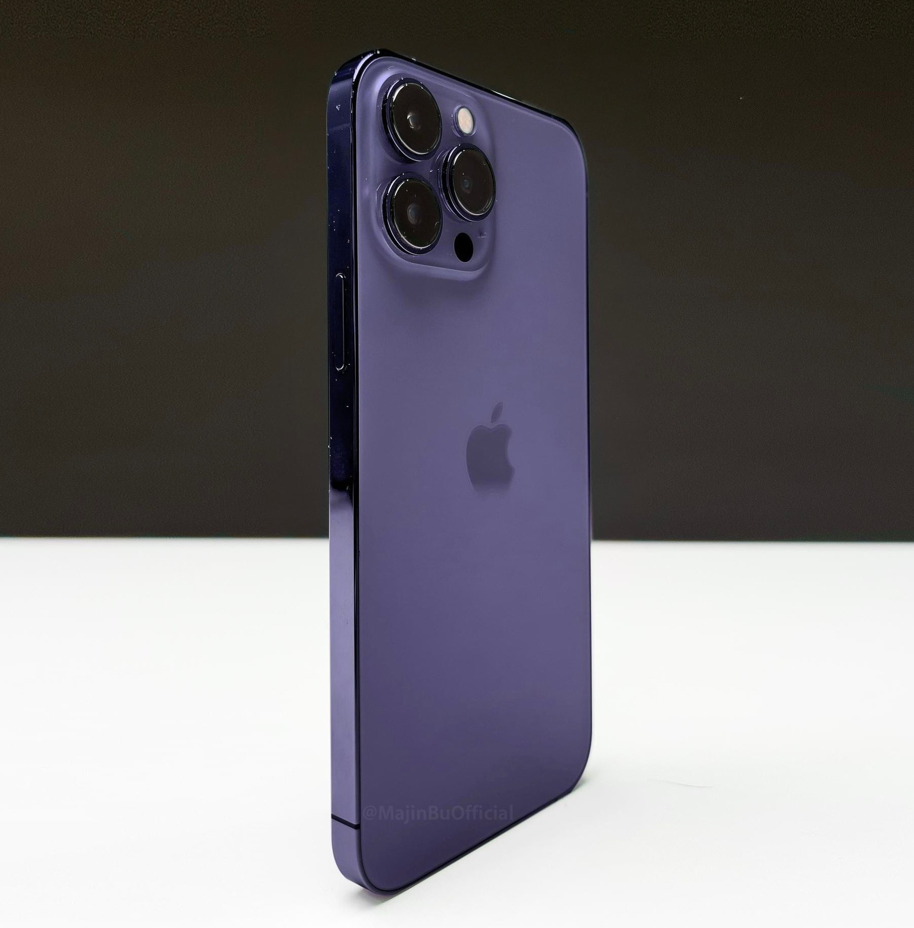 iPhone 14 Pro lộ phiên bản màu tím đẹp 