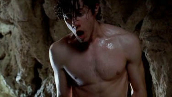 Horror 5 bloodiest hot scenes on the screen: The teething private area is not as shocked as the lover's body - Photo 1.