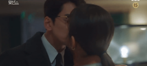 Netizen điên loạn vì nụ hôn của cặp phụ A Business Proposal, chỉ một hành động mà gây sốt cả châu Á - Ảnh 2.