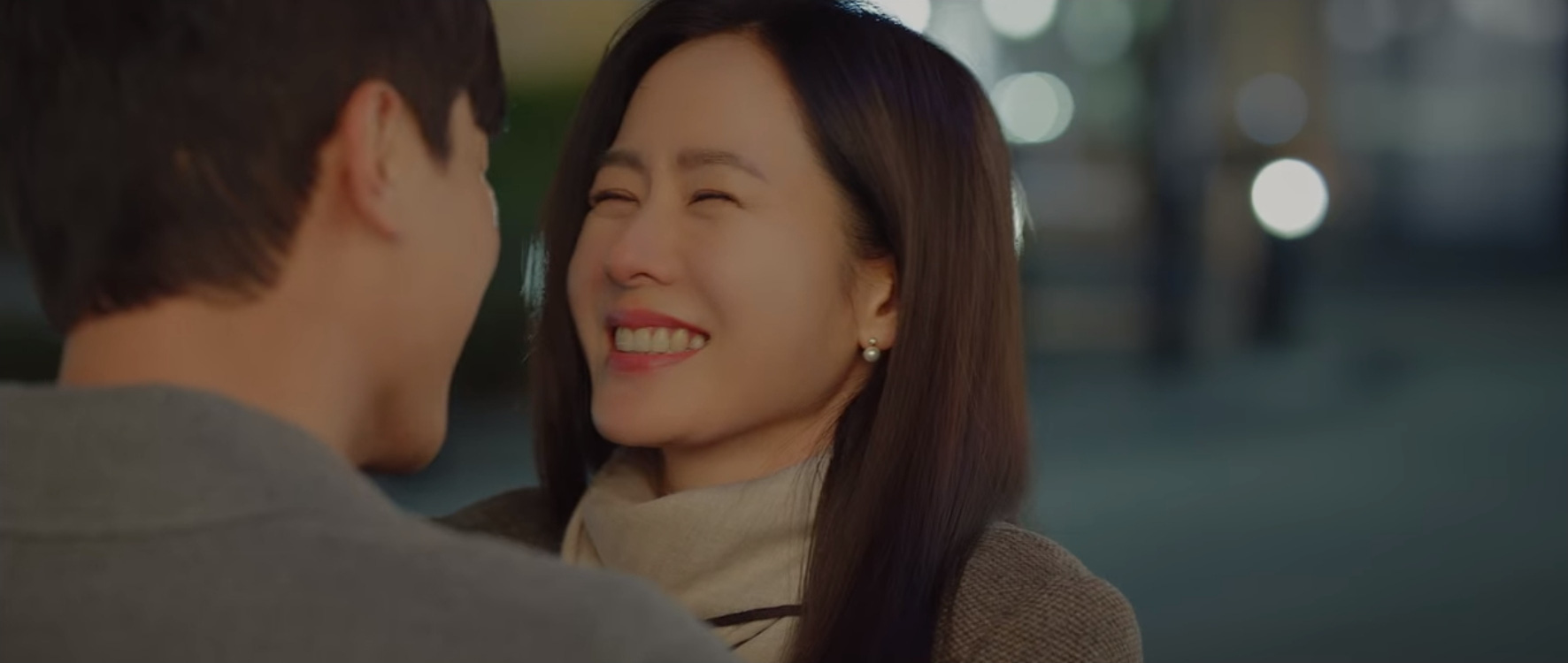 It turned out that this was Son Ye Jin's expression when he was proposed to: Smiling, kissing a lot and even inviting him home - Photo 2.