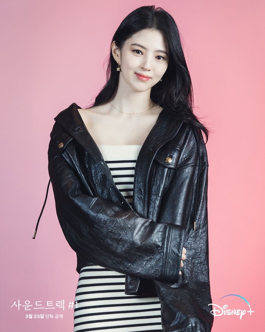 Ngất ng&acirc;y với visual của Han So Hee ở phim mới: 27 tuổi đ&oacute;ng học sinh cực ngọt, tạo h&igrave;nh đẹp nhất sự nghiệp đ&acirc;y rồi! - Ảnh 2.