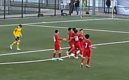 U17 Việt Nam chia điểm tiếc nuối trước U16 Dortmund ở trận ra quân - Ảnh 1.