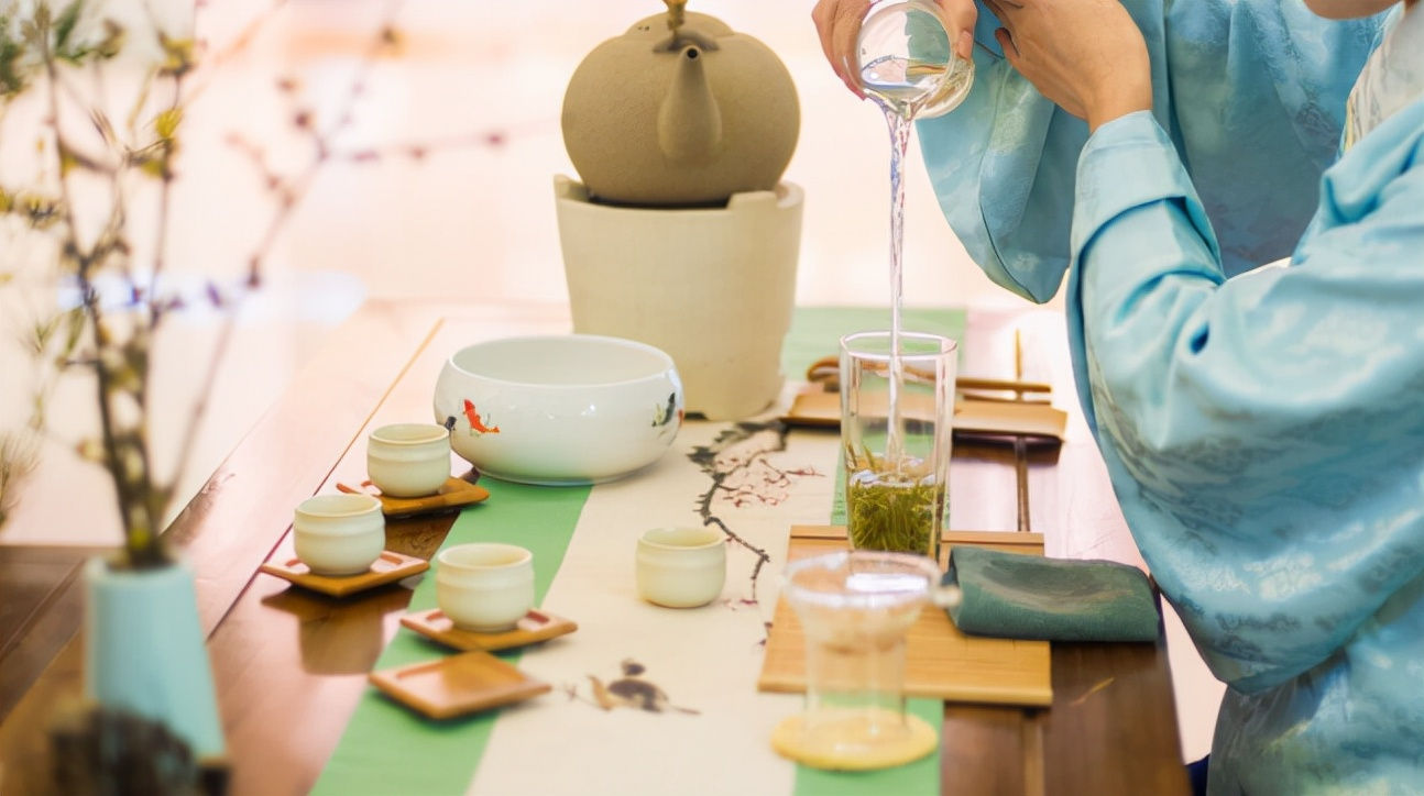 Người Nhật không bao giờ uống trà theo 4 cách sau vừa không bổ dưỡng vừa đẩy nhanh lão hóa - Ảnh 1.