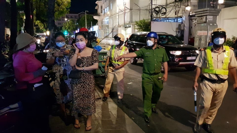 Vì sao bà Nguyễn Phương Hằng bị khởi tố, bắt tạm giam? - Ảnh 3.