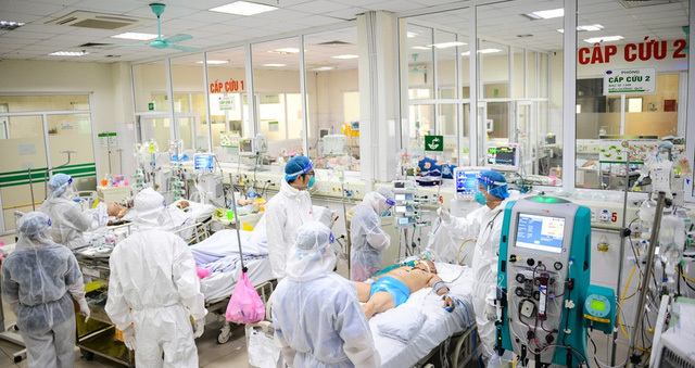 Ng&agrave;y 25/3, số ca mắc Covid-19 H&agrave; Nội giảm c&ograve;n 10.803 ca, th&agrave;nh phố l&ecirc;n kế hoạch cho học sinh quay lại trường - Ảnh 1.
