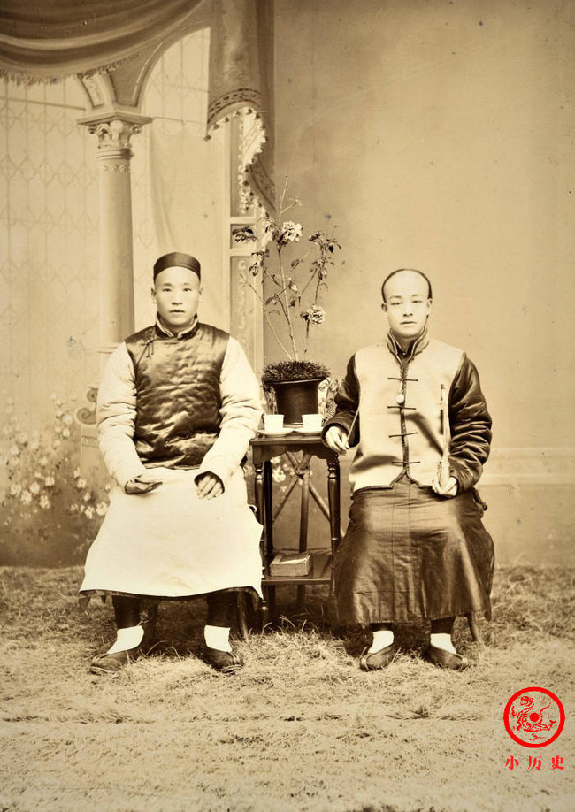 Bộ ảnh cũ nhà Thanh: Thái hậu lộ nửa mặt điều khiển Hoàng đế công bố thoái vị, các bé gái vào cung tuyển tú làm nữ tỳ - Ảnh 7.