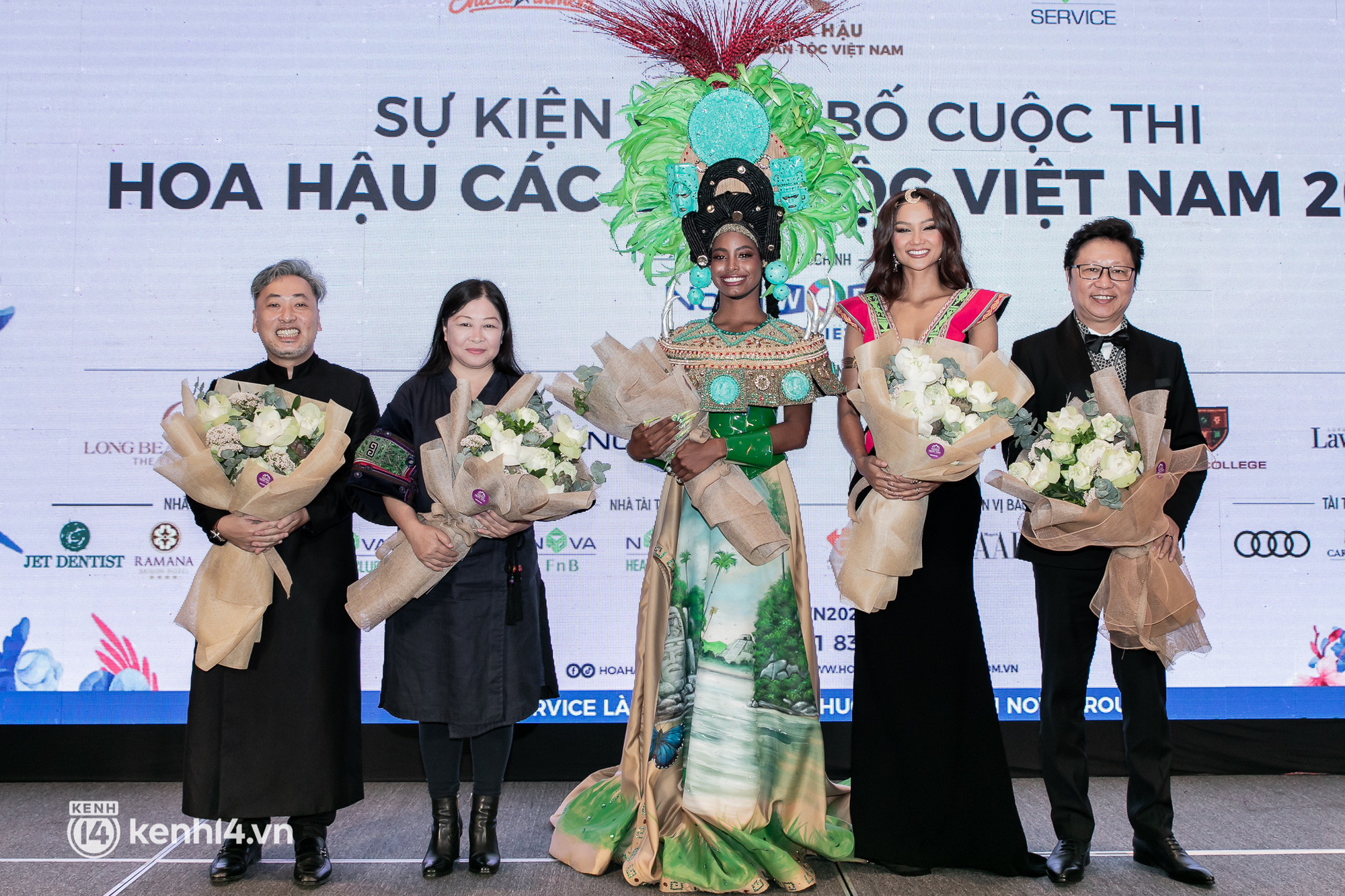 Cuộc thi nhan sắc tái khởi động sau 9 năm: Tân Miss Earth 2021 xuất hiện siêu ấn tượng, H’Hen Niê bật khóc vì điều gì? - Ảnh 15.