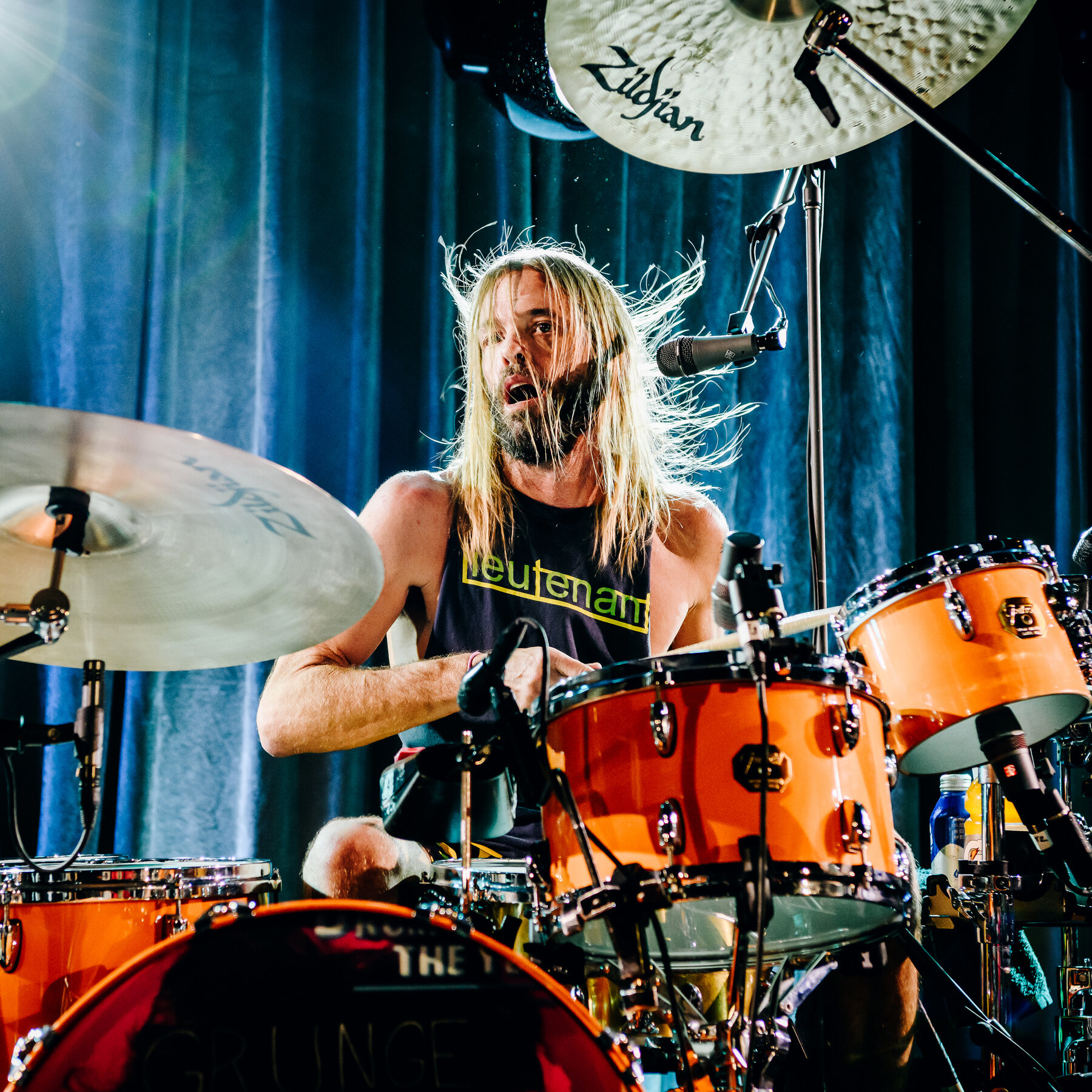 Huyền thoại Taylor Hawkins đột ngột qua đời tại khách sạn, cảnh sát tìm ...