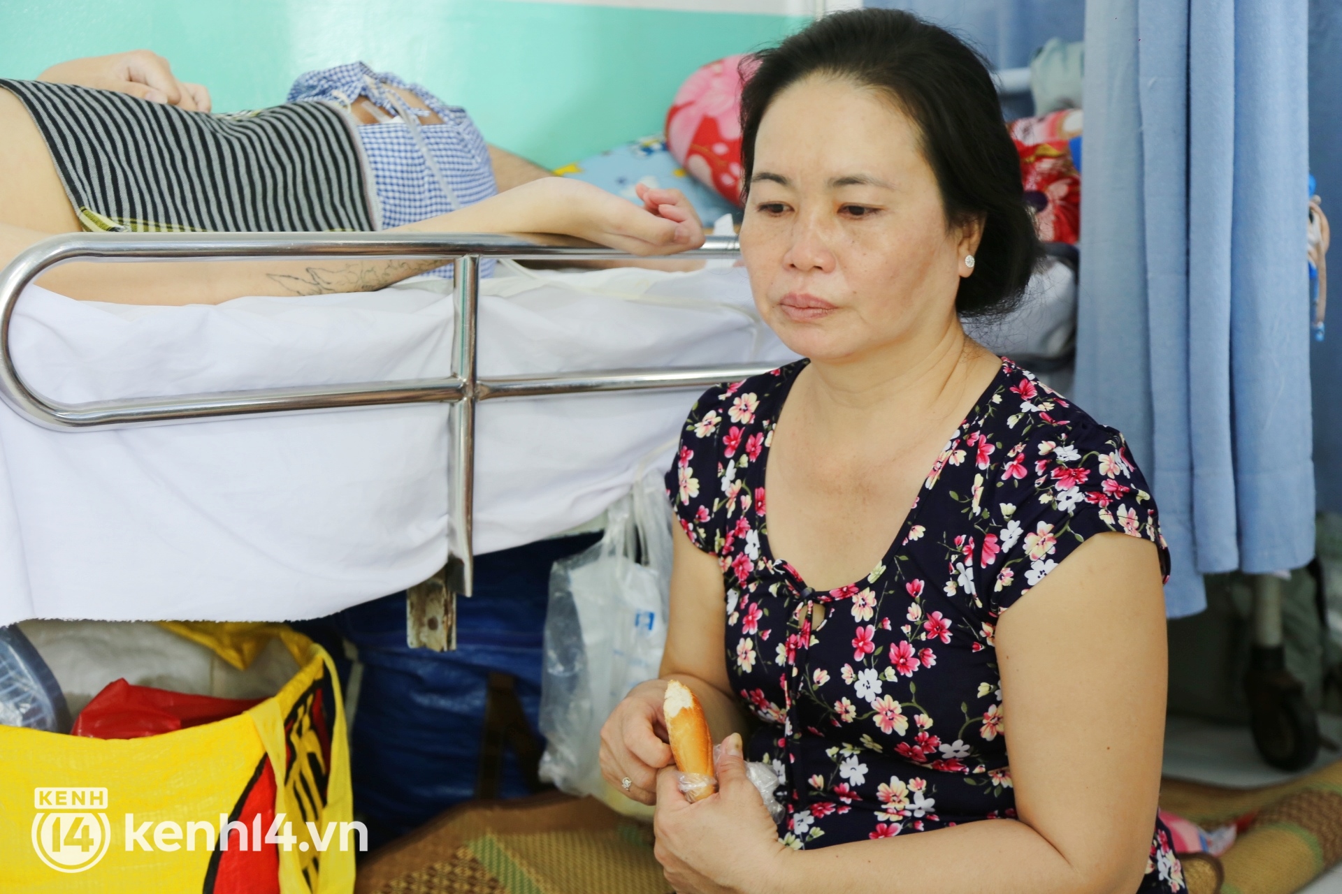 When his father died, the male student dropped out of school to take care of his mother when he had an accident at the age of 18 that left him paralyzed: One year ago he didn't want to live anymore - Photo 5.