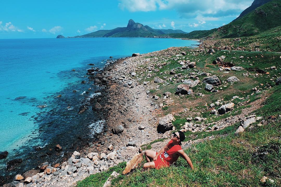 Cẩm nang chinh phục Côn Đảo - vùng biển hoang sơ bậc nhất Việt Nam: Nước xanh trong như Maldives, chỗ check-in nhiều vô số kể - Ảnh 7.
