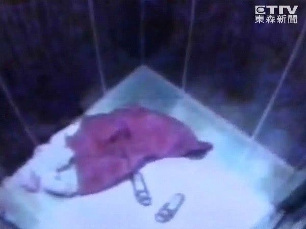 Taiwan's most mysterious disappearance: Mother hugged her child into the elevator, took off her coat and shoes and rushed outside, living without seeing the dead and not seeing the body - Photo 3.