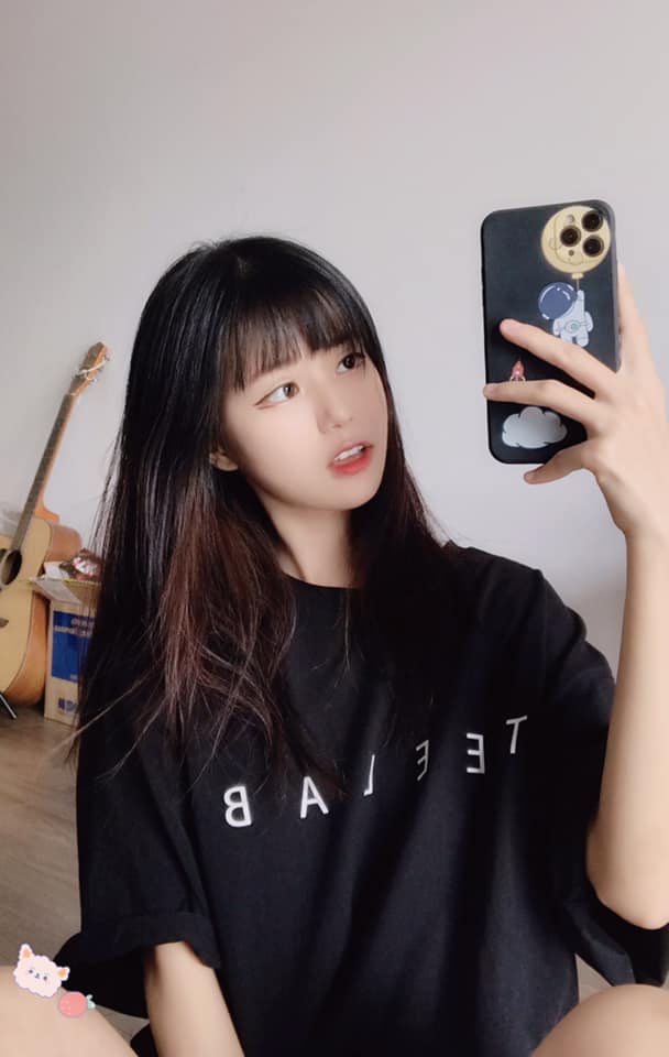 Ngắm nhan sắc nữ streamer Liên Quân cosplay Yue xịn như skin bậc SSS, khiến game thủ tranh nhau khoe Ba Bích để đi trước - Ảnh 7.