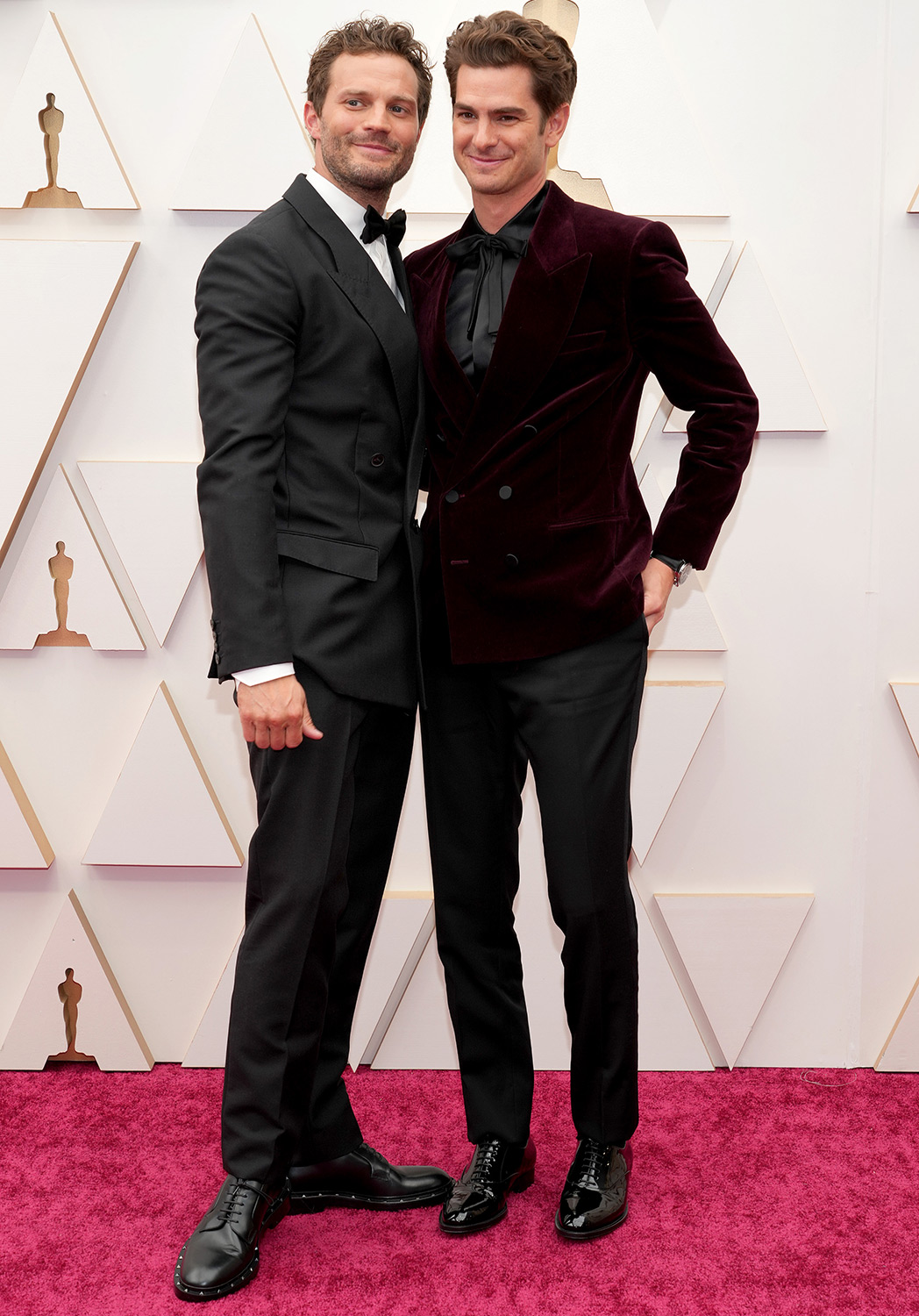 4 reunions stormed Oscar 2022: Kristen Stewart locked her same-sex fiancee's lips as hot as Will Smith punched his colleague in the face - Photo 8.