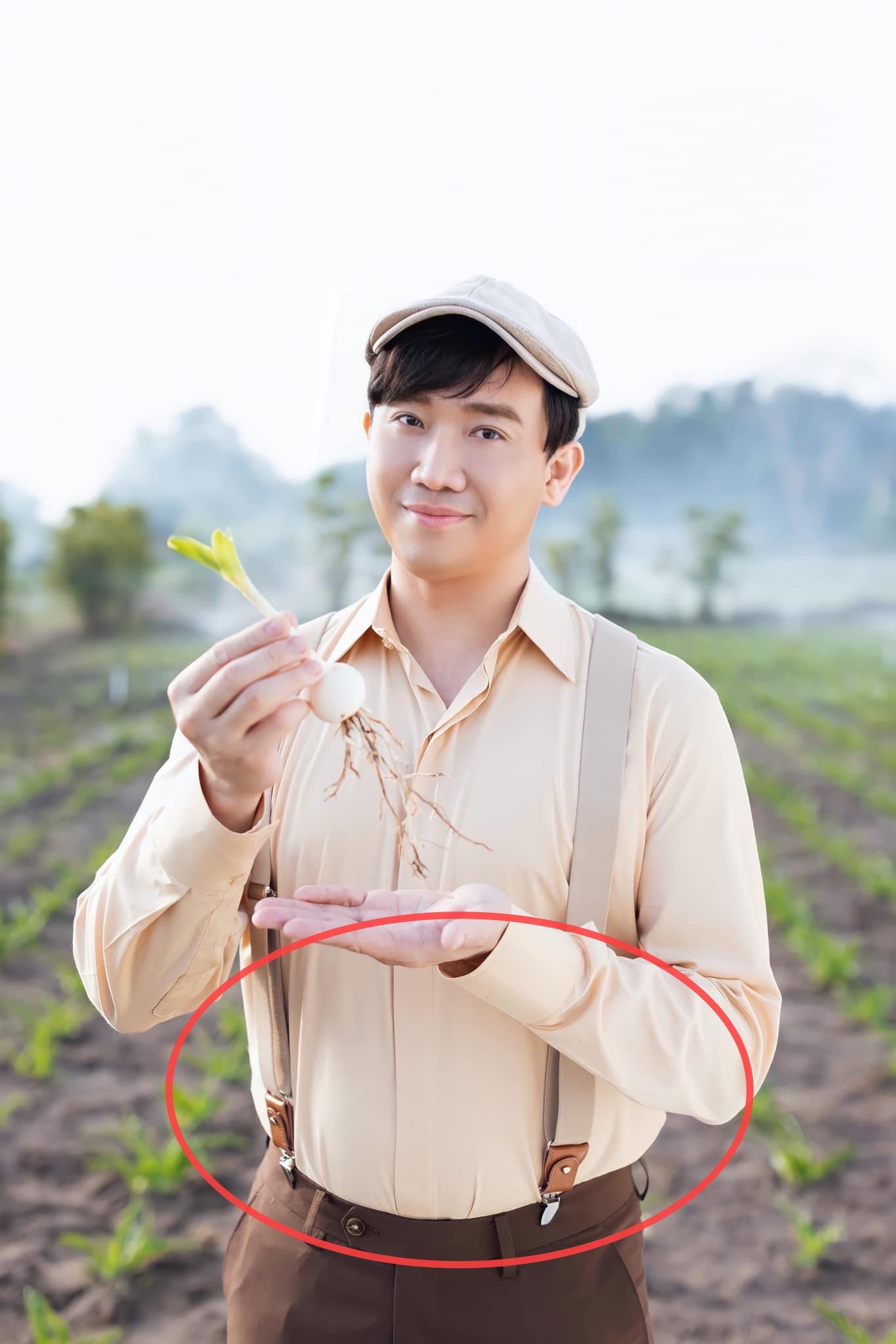 Ét Ô Ét giải cứu Trấn Thành: Lộ khuôn mặt giả trân, body thế nào mà netizen nhận không ra? - Ảnh 2. Ét Ô Ét <a href='https://www.giaicuu.com' target='_blank'>giải cứu</a> Trấn Thành: Lộ khuôn mặt giả trân, body thế nào mà netizen nhận không ra? - Ảnh 2.