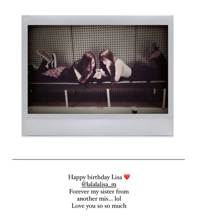 Rosé (BLACKPINK) bất ngờ bị “khủng bố” MXH và tố giả tạo vì làm điều này liên quan đến cô bạn thân Lisa - Ảnh 7.