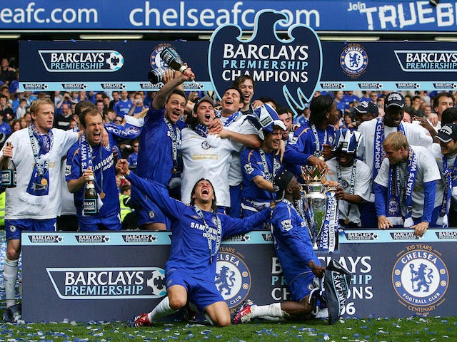 Đốt hơn 60 nghìn tỷ đồng để biến Chelsea thành ông lớn, đây là 21 thành tựu của tỷ phú người Nga mê bóng đá Abramovich - Ảnh 4.