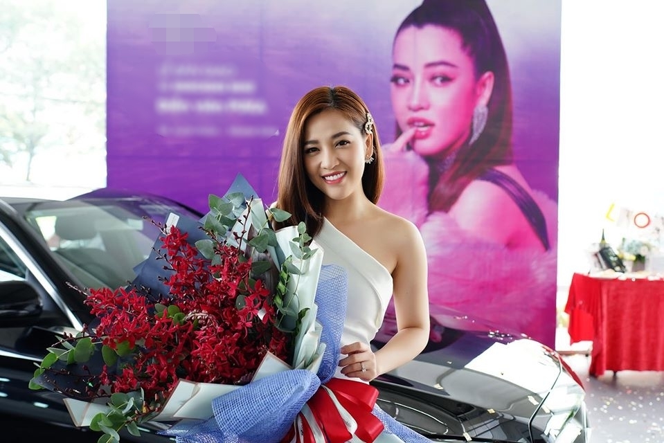 Đọ độ giàu của dàn Sao Nhập Ngũ: Đại gia ngầm Hoà Minzy có bằng nhân vật xây biệt phủ 7 tầng? - Ảnh 10.