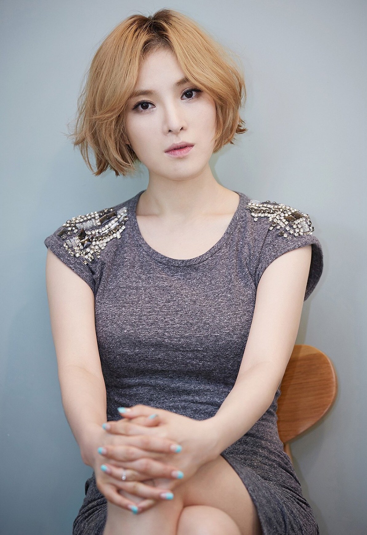 Toàn cảnh siêu đám cưới Hyun Bin và Son Ye Jin: Cô dâu bật khóc thề nguyện, Yoona và dàn sao khủng chụp ảnh kỷ niệm, Song Joong Ki và dàn siêu xe chiếm spotlight - Ảnh 44. Toàn cảnh siêu đám cưới Hyun Bin và Son Ye Jin: Cô dâu bật khóc thề nguyện, Yoona và dàn sao khủng chụp ảnh kỷ niệm, Song Joong Ki và dàn siêu xe chiếm spotlight - Ảnh 44.