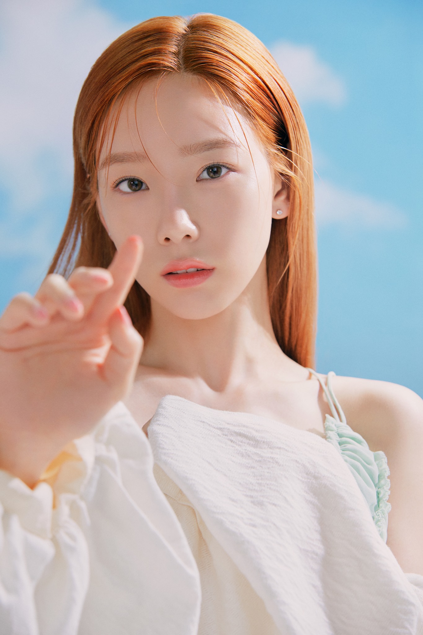 Taeyeon (SNSD) lộ cả tá bằng chứng hẹn hò đồng giới với bản sao Jessica, lời chính chủ giải thích càng khiến netizen xôn xao - Ảnh 2.