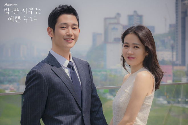 Bạn diễn nam duy nhất m&agrave; Son Ye Jin mời tới đ&aacute;m cưới: Từng lăn giường cuồng nhiệt với chị đẹp, d&iacute;nh lu&ocirc;n cả tin đồn hẹn h&ograve; - Ảnh 3.