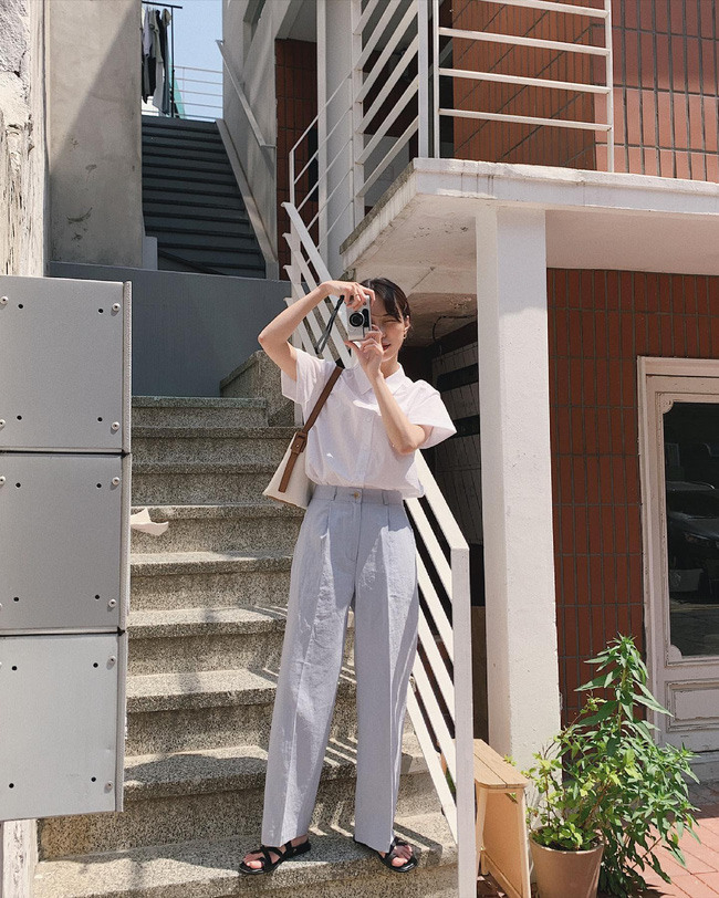 Đi sandal nên mặc gì? Áp dụng 13 công thức sau, bạn sẽ sành điệu hết phần người khác - Ảnh 2.