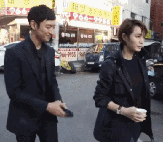 Chị đại quyền lực Kim Hye Soo: 52 tuổi độc th&acirc;n quyến rũ, chẳng th&eacute;t ra lửa nhưng cả showbiz vẫn k&iacute;nh nể, d&egrave; chừng - Ảnh 8.