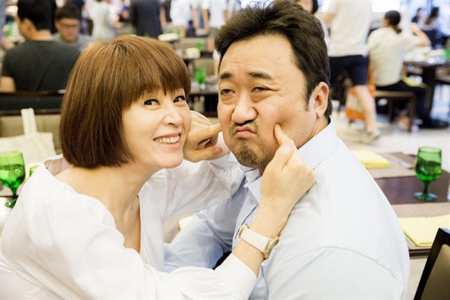 Chị đại quyền lực Kim Hye Soo: 52 tuổi độc th&acirc;n quyến rũ, chẳng th&eacute;t ra lửa nhưng cả showbiz vẫn k&iacute;nh nể, d&egrave; chừng - Ảnh 13.