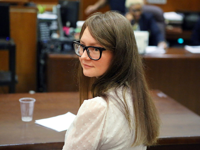 The female monster who appropriated 6.4 billion dong cried in court because... she didn't have a nice shirt: How is a rogue that just needs to dress up to cheat? - Photo 2. The female monster who appropriated 6.4 billion dong cried in court because... she didn't have a nice shirt: How is a rogue that just needs to dress up to cheat? - Photo 2.