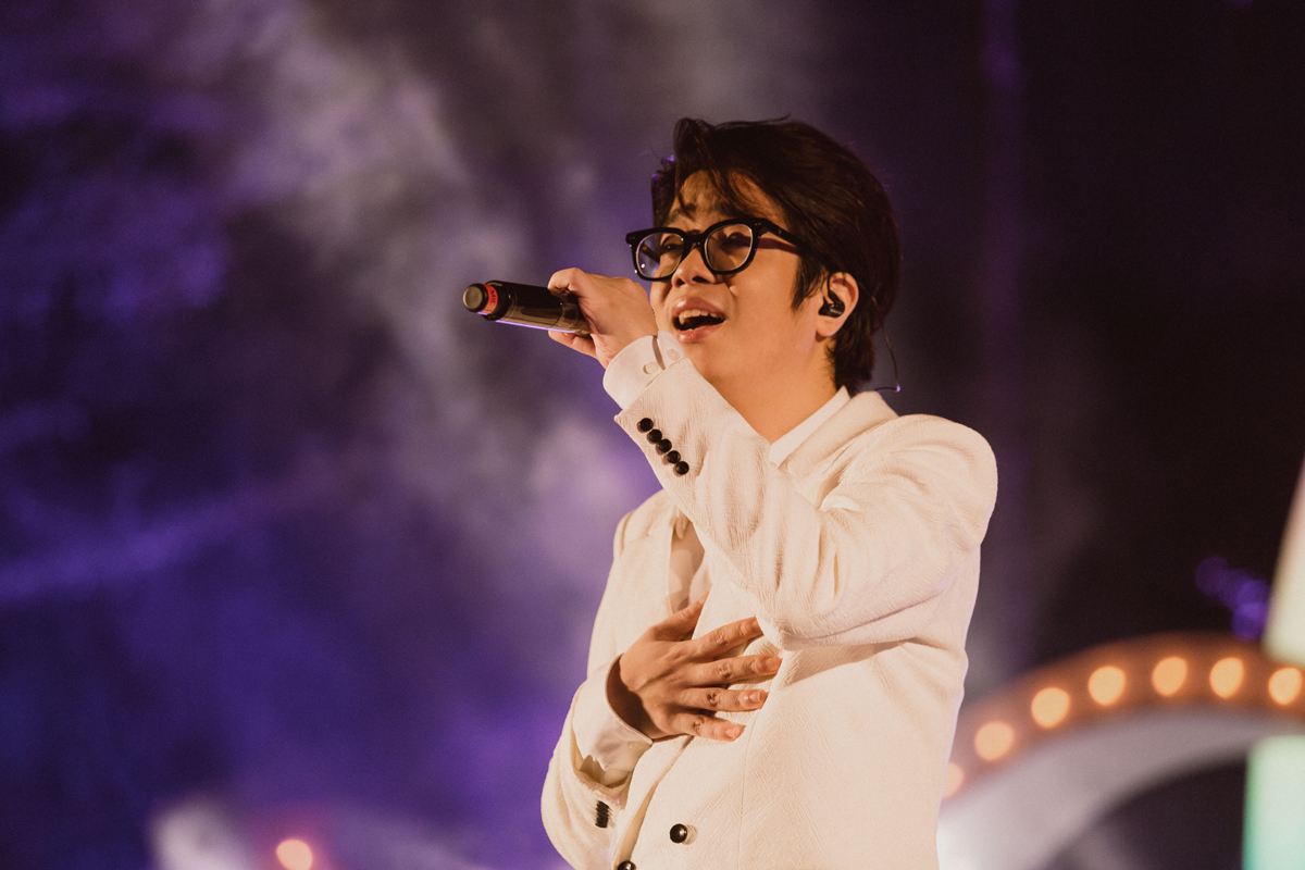 Bùi Anh Tuấn càng hát càng bị netizen chê kém phong độ, là di chứng hậu Covid-19 hay do hát sai cách lâu ngày? - Ảnh 6. Bùi Anh Tuấn càng hát càng bị netizen chê kém phong độ, là di chứng hậu Covid-19 hay do hát sai cách lâu ngày? - Ảnh 6.