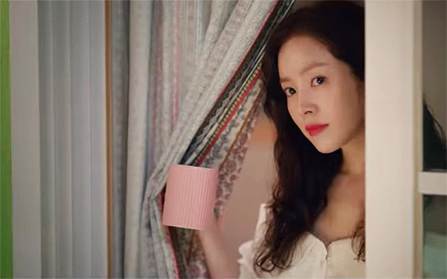 Nhan sắc một thời đ&aacute;ng sợ của sao nữ đẹp nhất trong l&ograve;ng Hyun Bin, ở phim mới kh&ocirc;ng ngờ lại tươi tắn thế n&agrave;y - Ảnh 3.
