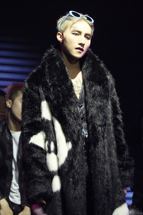 Sơn T&ugrave;ng bắn tiếng Anh như gi&oacute; thế n&agrave;y th&igrave; kh&ocirc;ng phải lo b&agrave;i h&aacute;t tiếng Anh đầu ti&ecirc;n l&agrave;m kh&oacute; nữa rồi! - Ảnh 3.