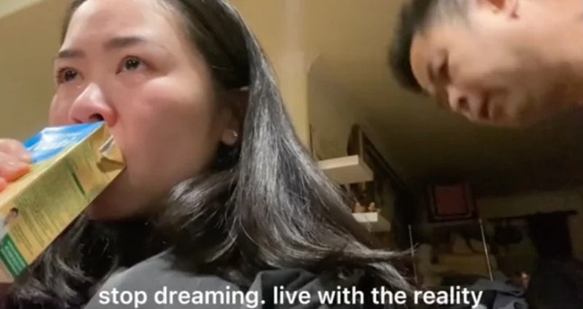 Hot TikToker gốc Việt khóc nức nở trong video trò chuyện với bố mẹ mà hút hơn 10 triệu view, dân mạng xem xong chỉ biết đồng cảm sâu sắc - Ảnh 3.