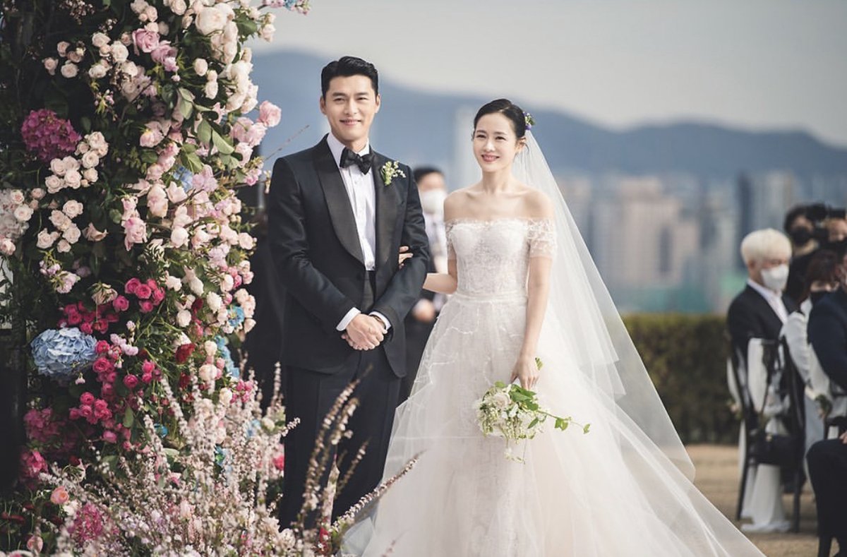 Fan theo chân quay lén Hyun Bin và Son Ye Jin đi dạo trên đất Mỹ, nam tài tử có ngay động thái cực phũ phàng - Ảnh 5.