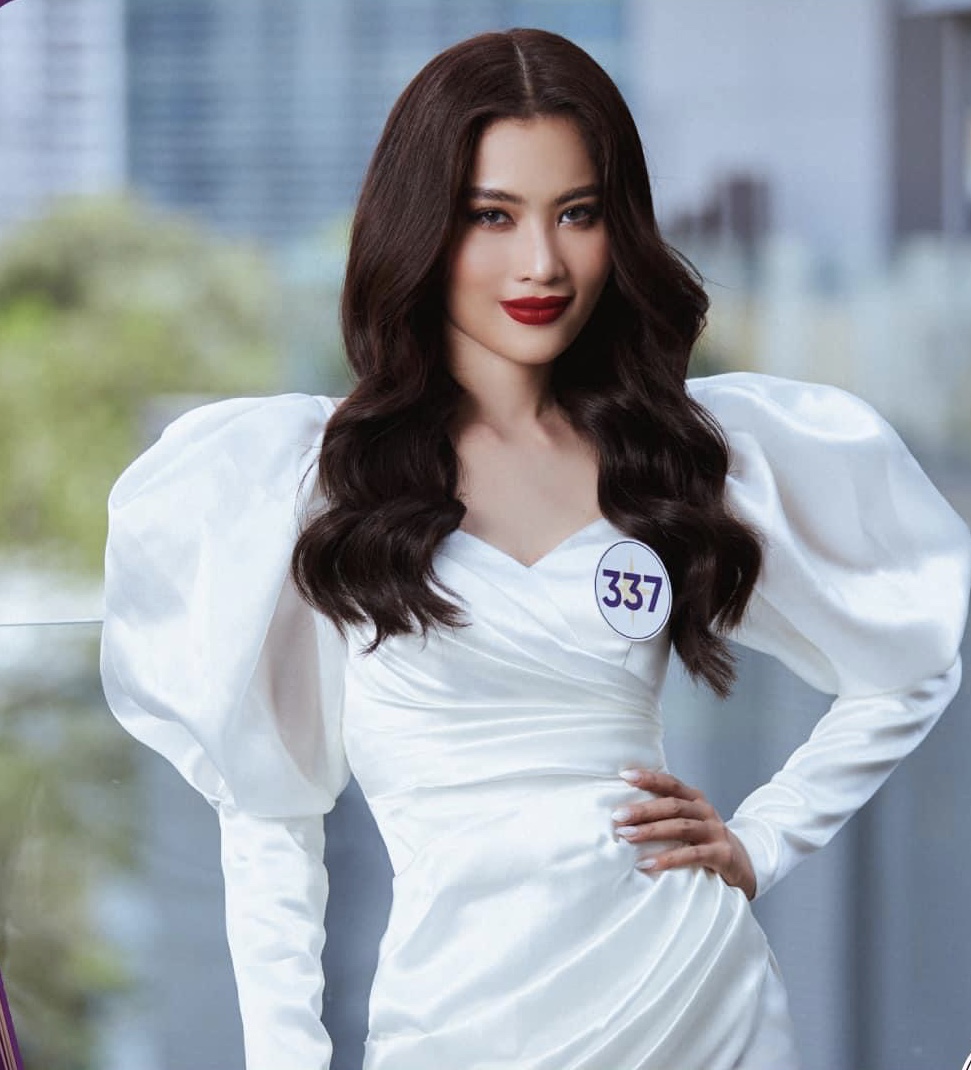 1 Miss Universe has just arrived in Vietnam, how is the beauty after 17 years of coronation? - Photo 9. 1 Miss Universe has just arrived in Vietnam, how is the beauty after 17 years of coronation? - Photo 9.