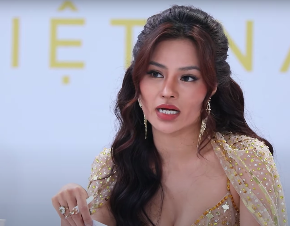 Vắng Xuân Lan, Hà Anh lại tranh cãi tưng bừng với Vũ Thu Phương tại Miss Universe Vietnam - Ảnh 2.