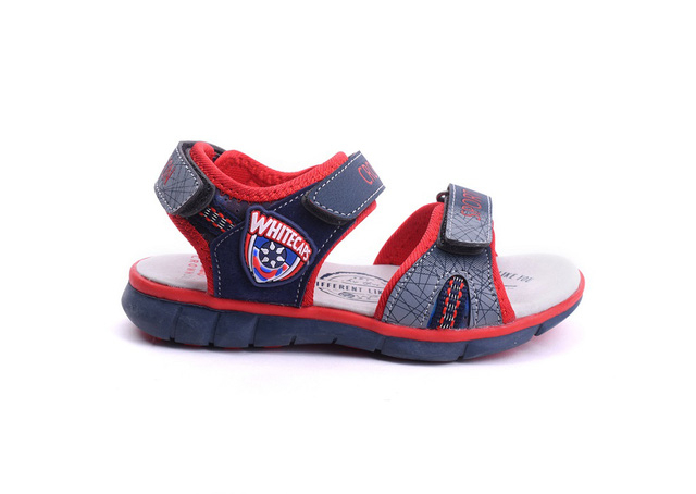 Chọn sandals chống tuột, bền lại không hôi chân cho bé tới trường - Ảnh 4.