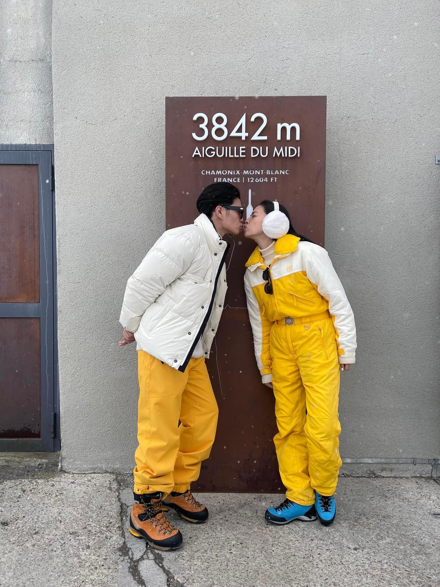 A popular soon-to-be-married couple of Vbiz posted a moment of locking lips in Europe, the FA people were jealous - Photo 5. A popular soon-to-be-married couple of Vbiz posted a moment of locking lips in Europe, the FA people were jealous - Photo 5.