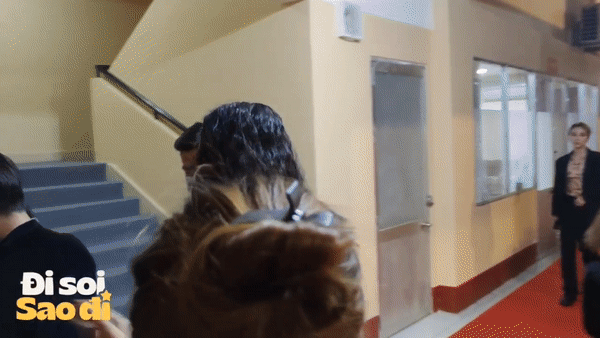 Mỹ nh&acirc;n chuyển giới Lương Mỹ Kỳ vừa c&oacute; pha tạo n&eacute;t ở show Hương Giang, xem clip ngượng ng&ugrave;ng con s&ocirc;ng qu&ecirc; - Ảnh 3.