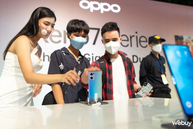 Ra mắt OPPO Reno7 và Reno7 Pro 5G tại VN, giá từ 8.9 triệu đồng - Ảnh 1.
