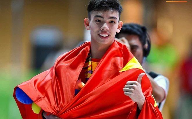 Nguyễn Huy Hoàng phá kỷ lục bơi 400m trước thềm SEA Games 31 - Ảnh 2.