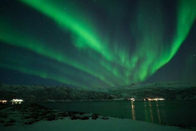 A small island that freezes time in Norway: There is no concept of day - night, more than 350 people live but never wear a watch - Photo 9.